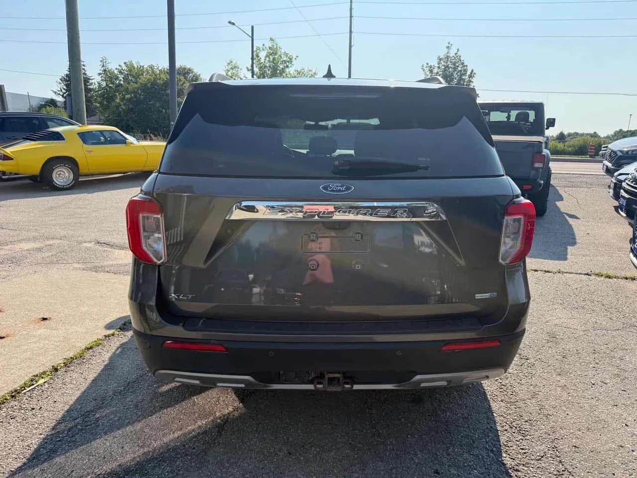 Ford Explorer XLT | CARFAX | БЕЗ ИНЦИДЕНТИ , снимка 5 - Автомобили и джипове - 56300046