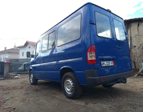 Mercedes-Benz Sprinter 211 9 места, снимка 3