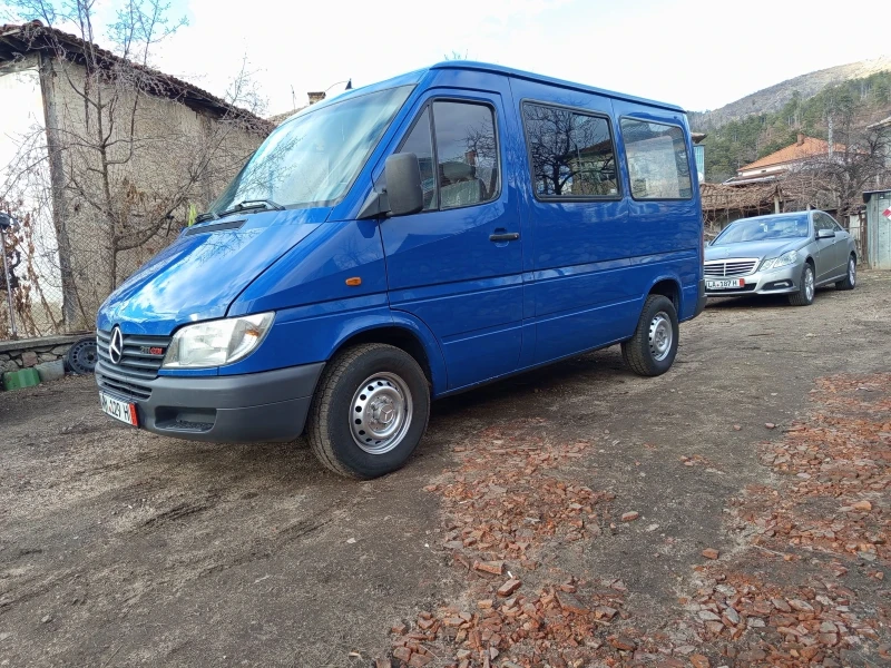 Mercedes-Benz Sprinter 211 9 места, снимка 1 - Бусове и автобуси - 48631081