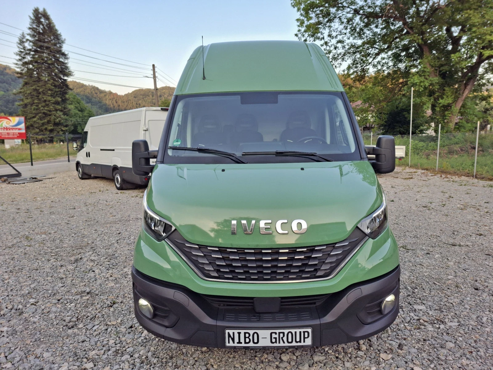 Iveco Daily 3.0* HI-MATIC* MAXI* LED* NAVI* A/C* , снимка 8 - Бусове и автобуси - 55105663