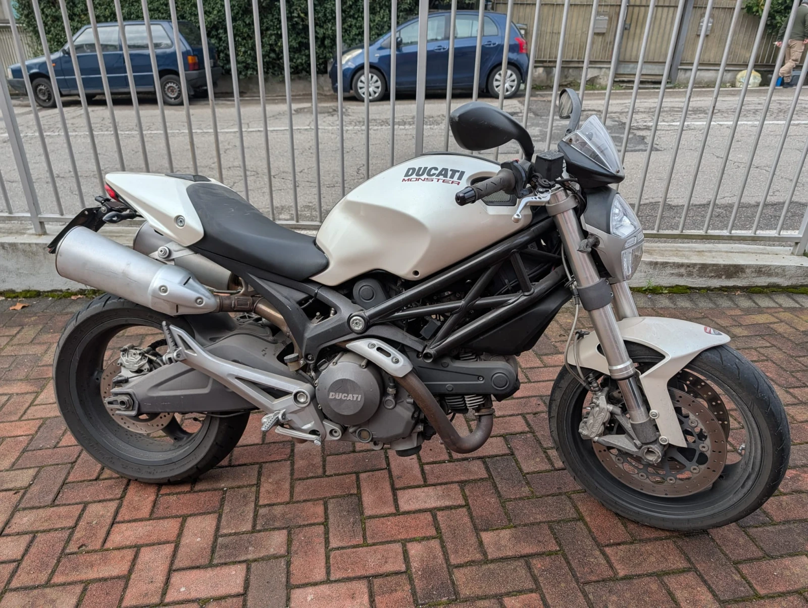 Ducati Monster 696 Кара се с А2 !!!, снимка 3 - Мотоциклети и мототехника - 53478726