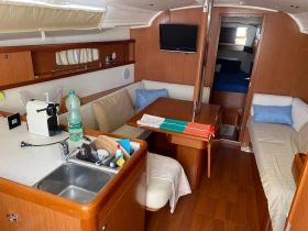 Ветроходна лодка Beneteau Oceanis 37, снимка 9