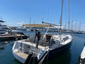Ветроходна лодка Beneteau Oceanis 37, снимка 6