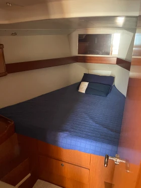 Ветроходна лодка Beneteau Oceanis 37, снимка 10