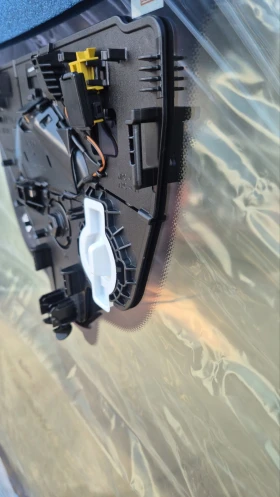 ПРЕДНО СТЪКЛО ЧИСТО НОВО MERCEDES GLE A1676703201, снимка 8