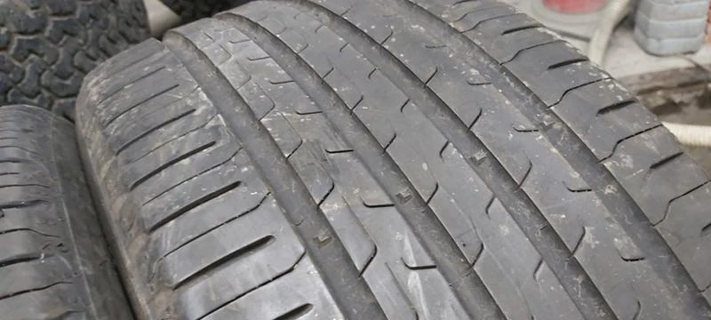 Гуми Летни 245/40R18, снимка 6 - Гуми и джанти - 35606729