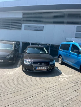 Audi A8 4.2 TDI 132000 километра, снимка 4