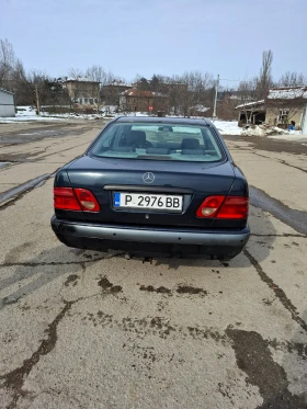 Mercedes-Benz E 220 CDI, снимка 3