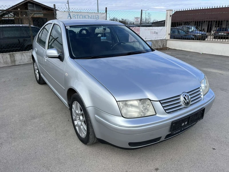 VW Bora 1.9TDI 110кс АВТОПИЛОТ КЛИМАТРОНИК, снимка 3 - Автомобили и джипове - 44118289