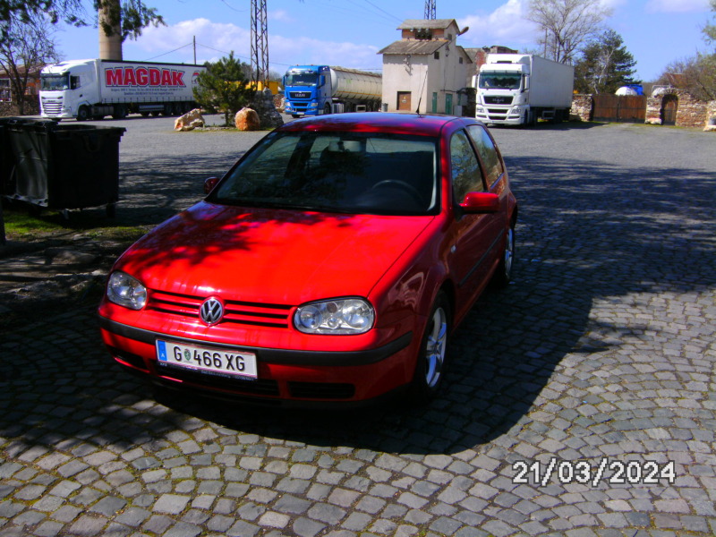 VW Golf Климатик, снимка 3 - Автомобили и джипове - 46344044