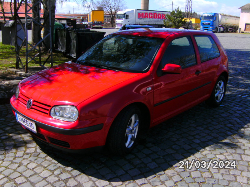 VW Golf Климатик, снимка 5 - Автомобили и джипове - 45133280