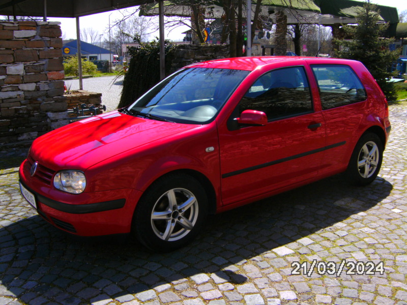 VW Golf Климатик, снимка 8 - Автомобили и джипове - 45133280