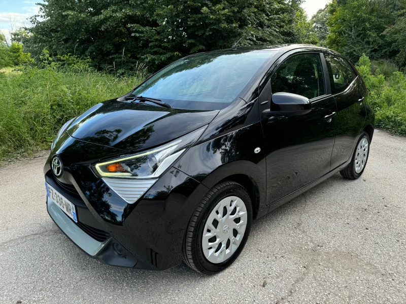 Toyota Aygo Нави.Камера.Автопилот.21г.LED.ФранцияРеални кмЕВ-6, снимка 2 - Автомобили и джипове - 45953071