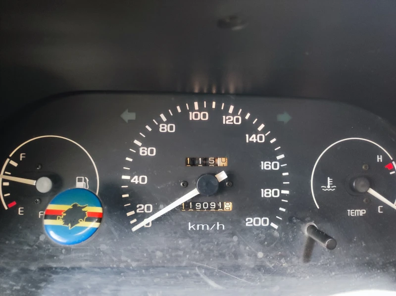 Hyundai Pony 119 000 km, снимка 4 - Автомобили и джипове - 47105544