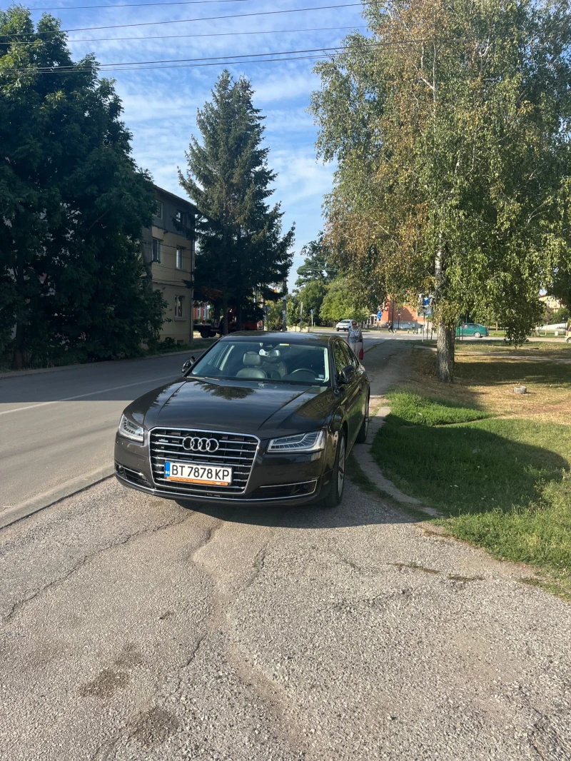 Audi A8 4.2 TDI 132000 километра, снимка 2 - Автомобили и джипове - 47554734