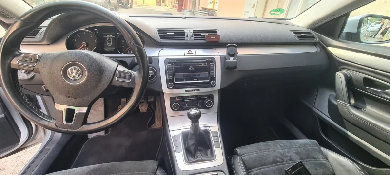 VW Passat, снимка 14 - Автомобили и джипове - 47378116