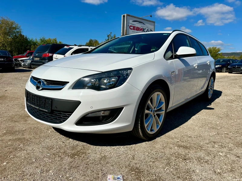 Opel Astra 1.6cdti, EU6! Led! Navigation! , снимка 3 - Автомобили и джипове - 47498546