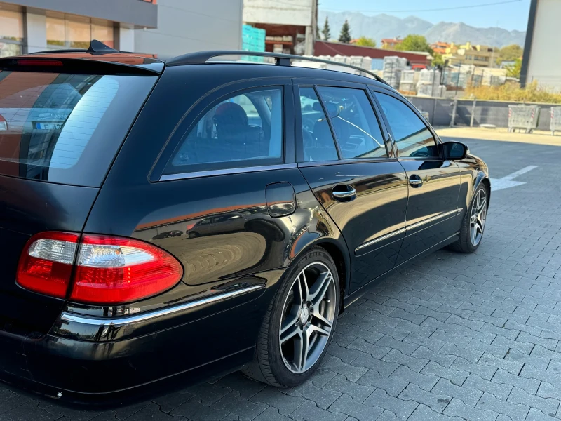 Mercedes-Benz E 320, снимка 8 - Автомобили и джипове - 47498750