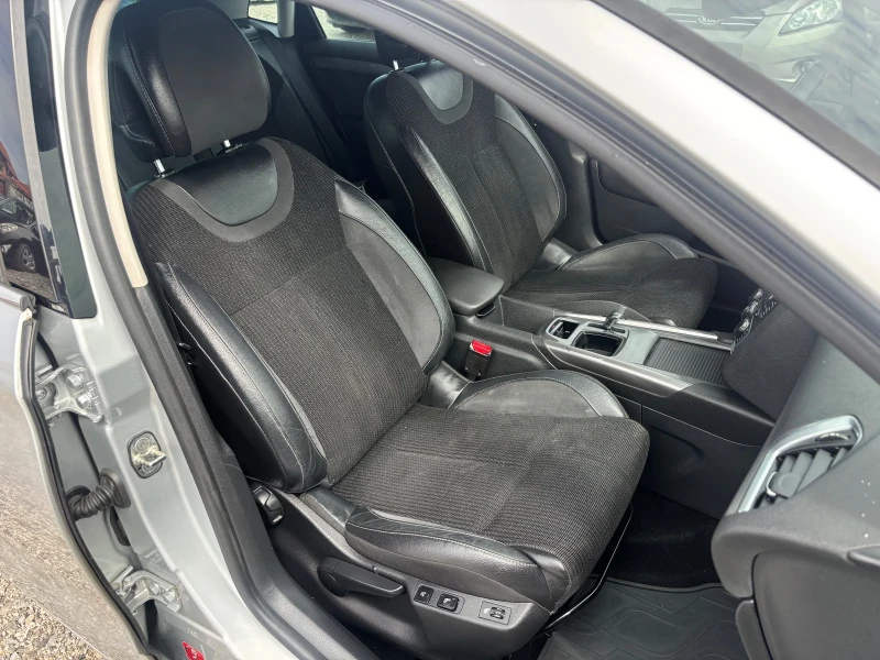 Citroen C4 1.6-116кс , Автоматик, снимка 8 - Автомобили и джипове - 50493250