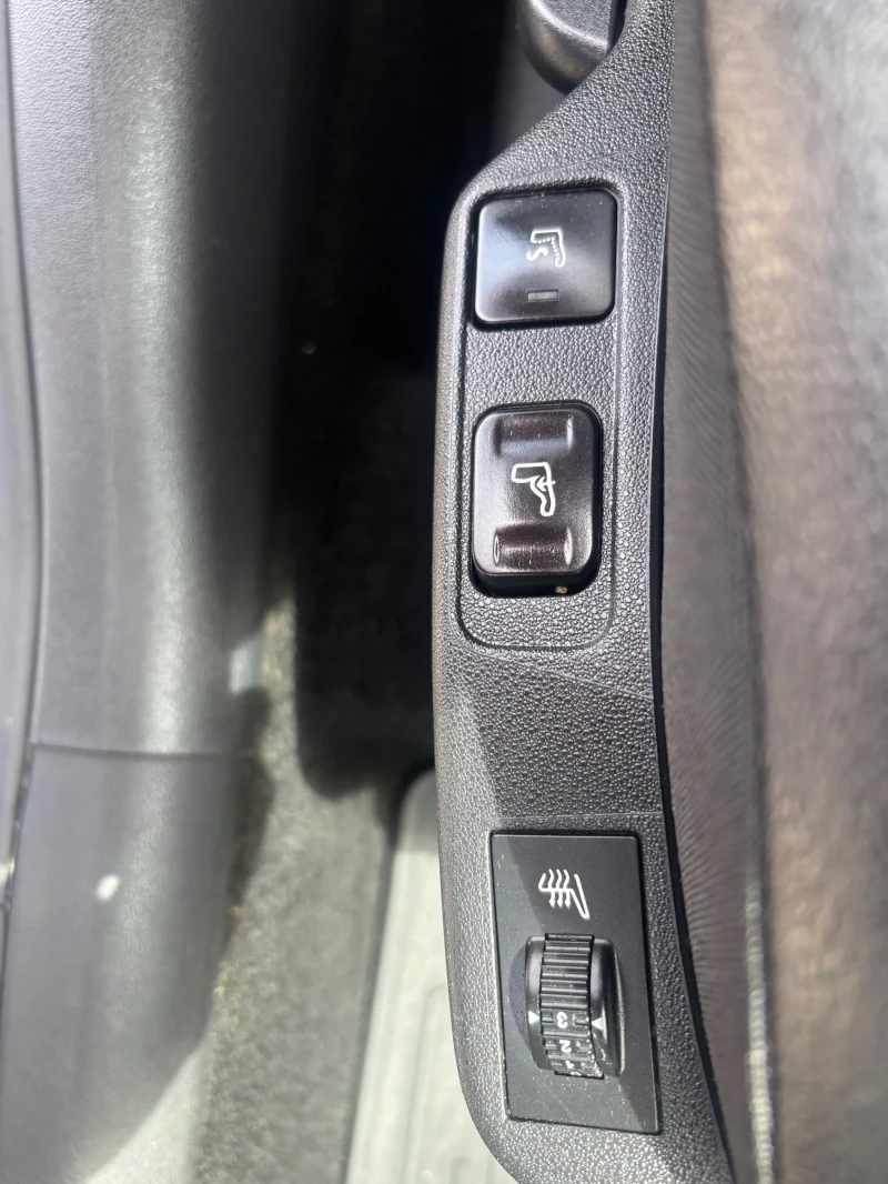 Citroen C4 1.6-116кс , Автоматик, снимка 13 - Автомобили и джипове - 50493250