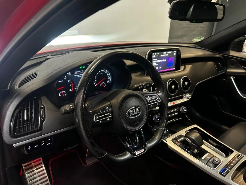 Kia Stinger На части GT Line 3.3 BI TURBO 370кс., снимка 10 - Автомобили и джипове - 51975429