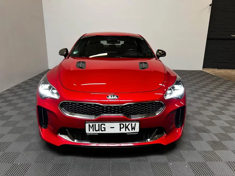 Kia Stinger На части GT Line 3.3 BI TURBO 370кс.