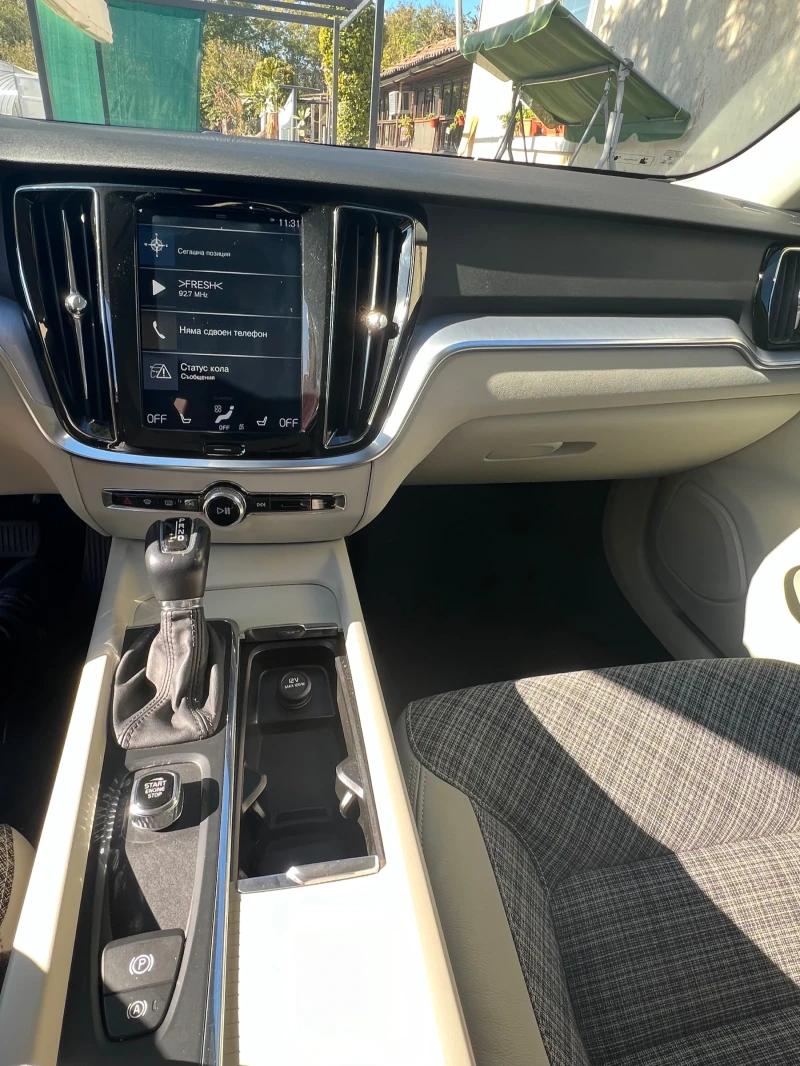 Volvo V60, снимка 12 - Автомобили и джипове - 52516279
