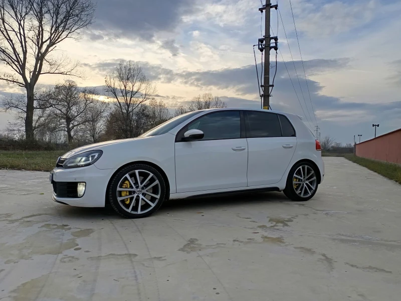 VW Golf GtD, снимка 2 - Автомобили и джипове - 52553632