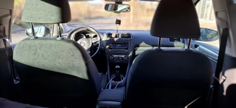 VW Golf, снимка 6 - Автомобили и джипове - 52863870