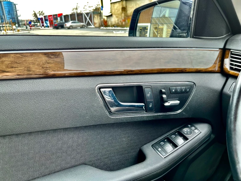 Mercedes-Benz E 350, снимка 10 - Автомобили и джипове - 53340048