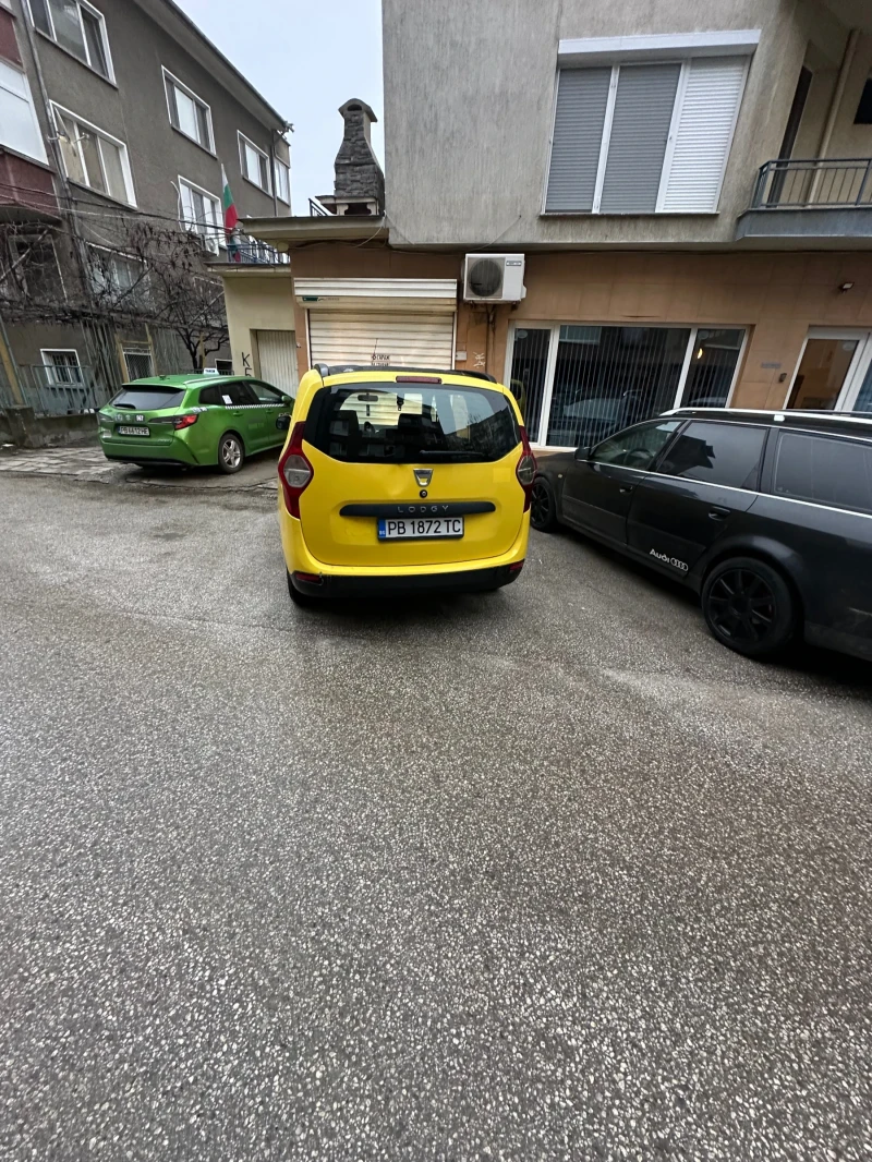 Dacia Lodgy, снимка 4 - Автомобили и джипове - 53503232
