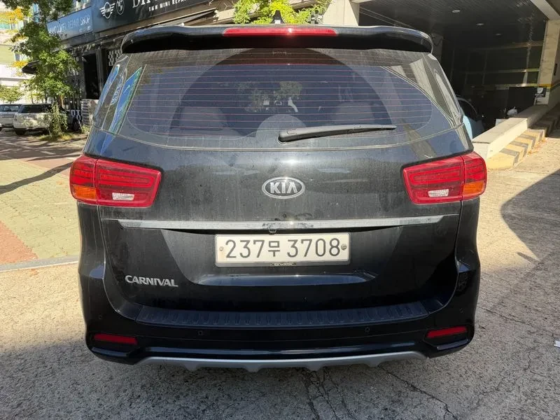 Kia Carnival Carnival 9-Seater Luxury | Mobile.bg � ����������� 4