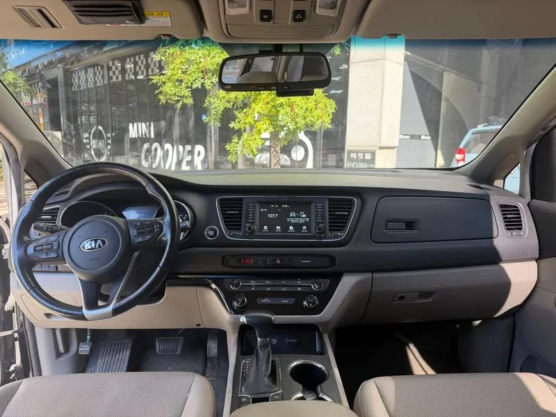 Kia Carnival Carnival 9-Seater Luxury | Mobile.bg � ����������� 8