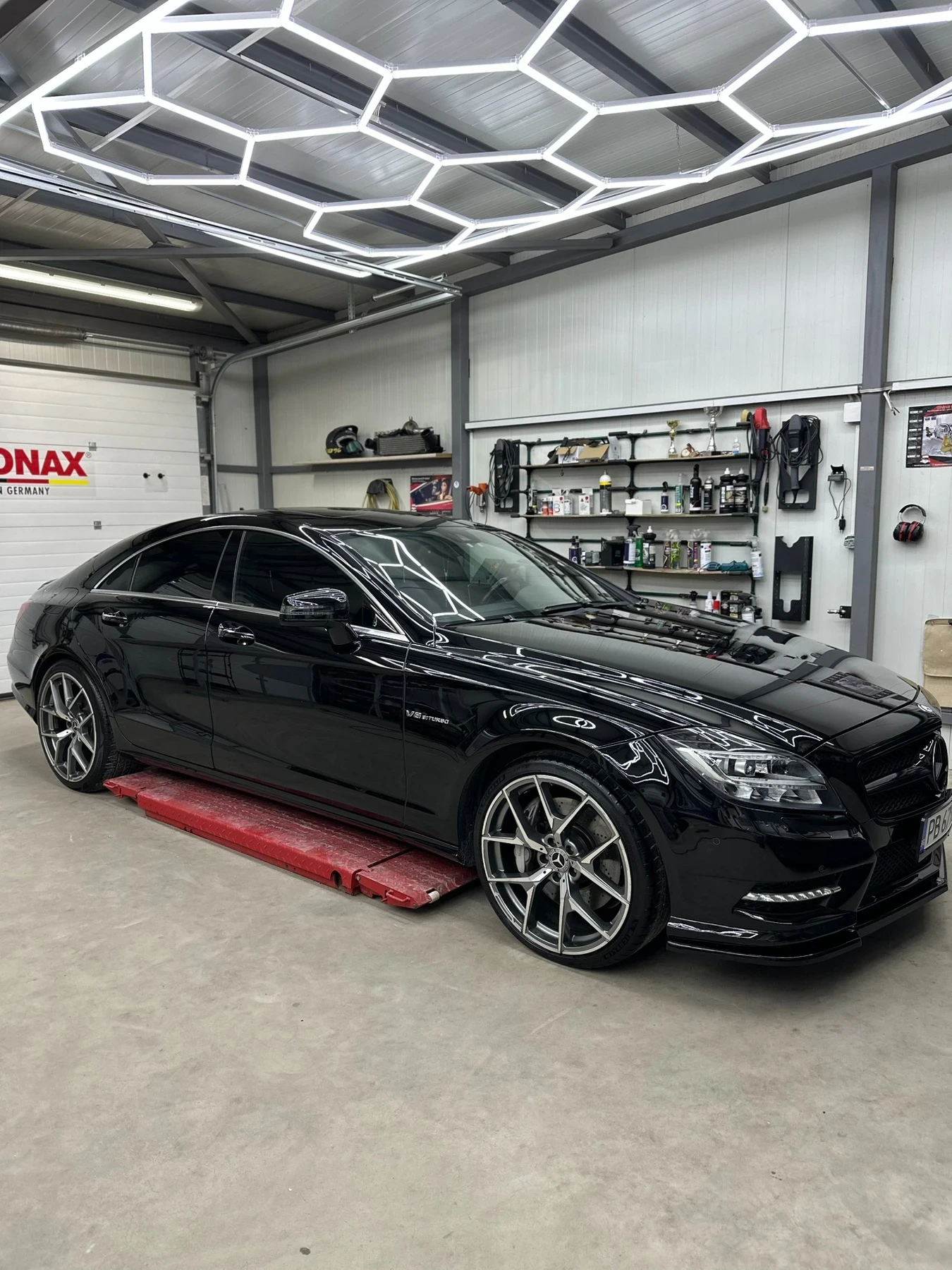 Mercedes-Benz CLS 55, снимка 1