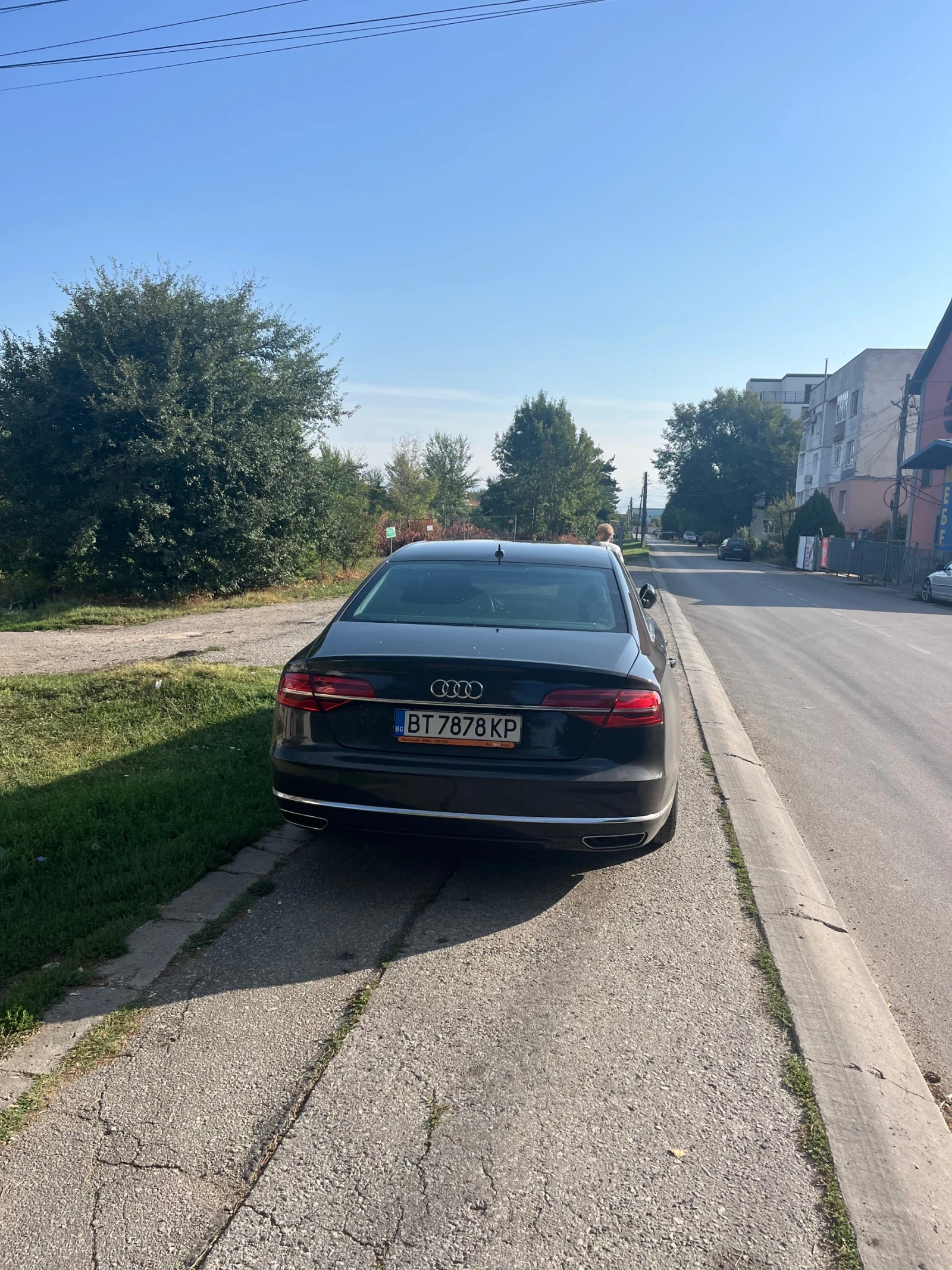 Audi A8 4.2 TDI 132000 километра - изображение 3