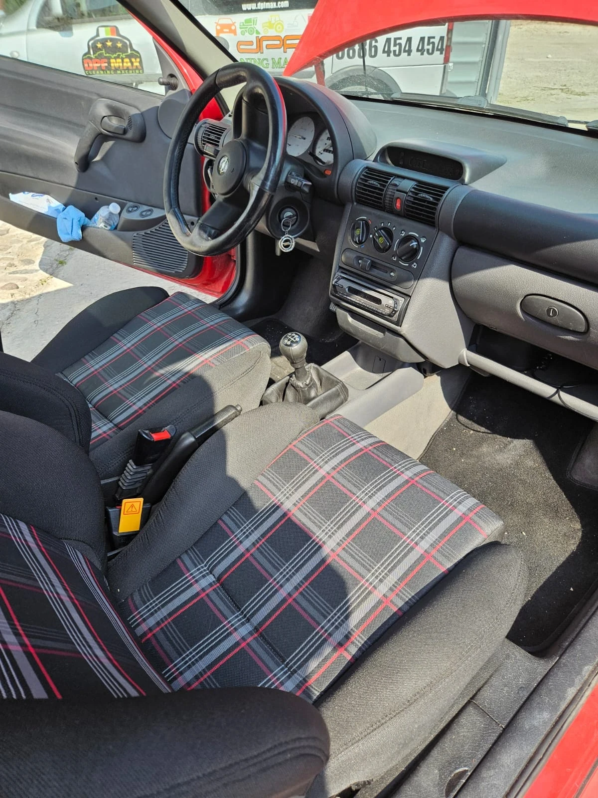Opel Corsa 1.6 GSI  - изображение 6