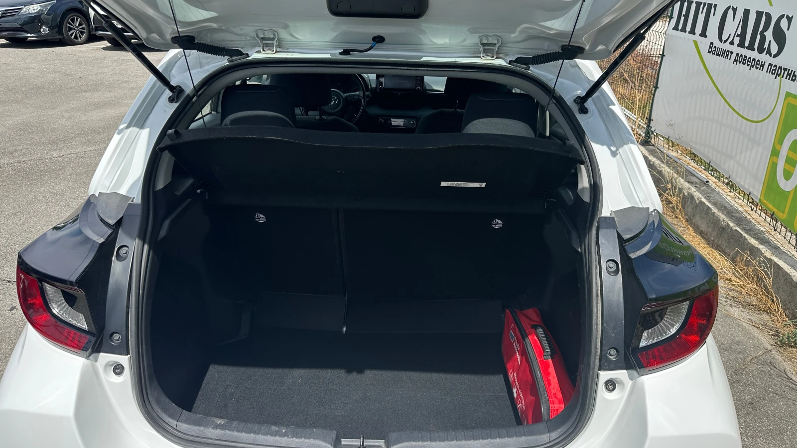 Toyota Yaris Fancy 1.5 Hybrid от БГ, в ГАРАНЦИЯ - изображение 10