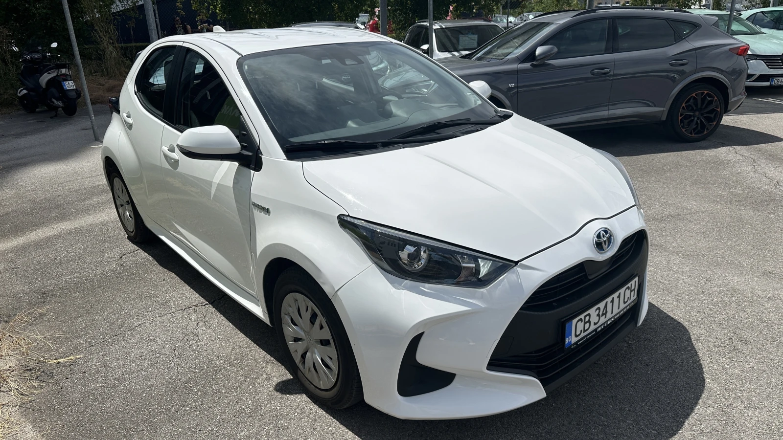 Toyota Yaris Fancy 1.5 Hybrid от БГ, в ГАРАНЦИЯ - изображение 2