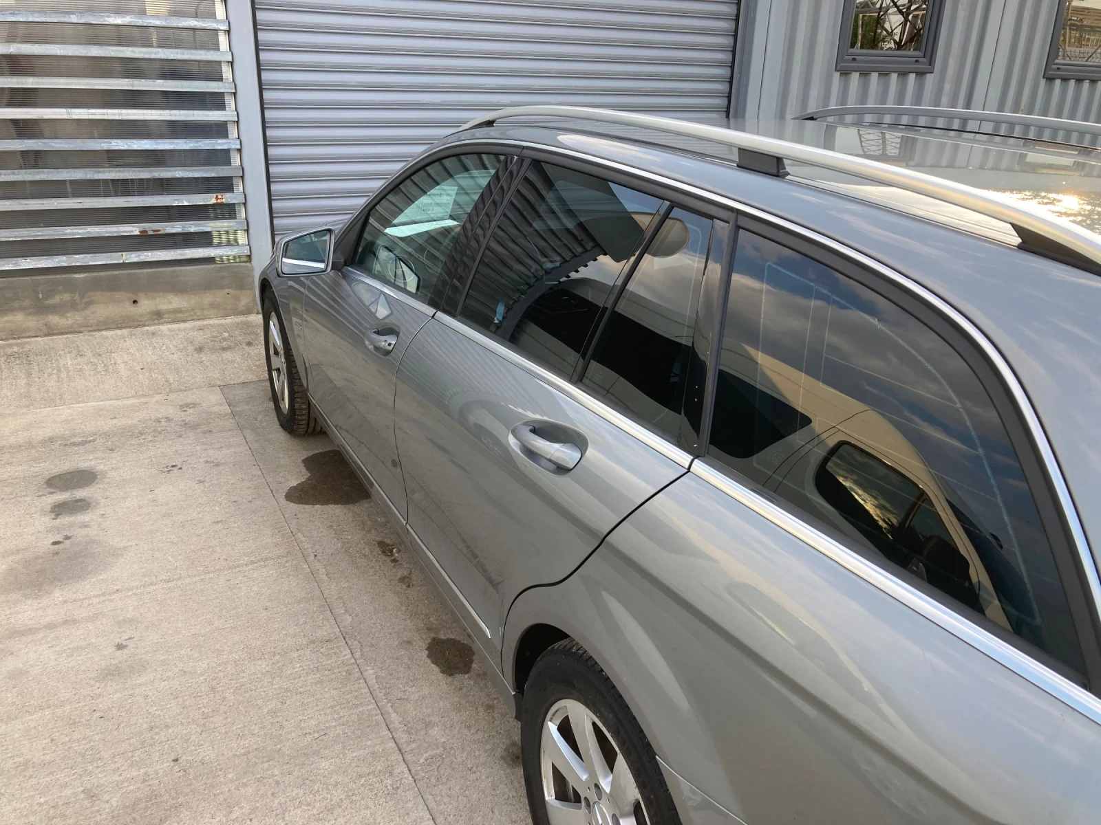 Mercedes-Benz C 220 Avantgarde, снимка 8 - Автомобили и джипове - 51276587