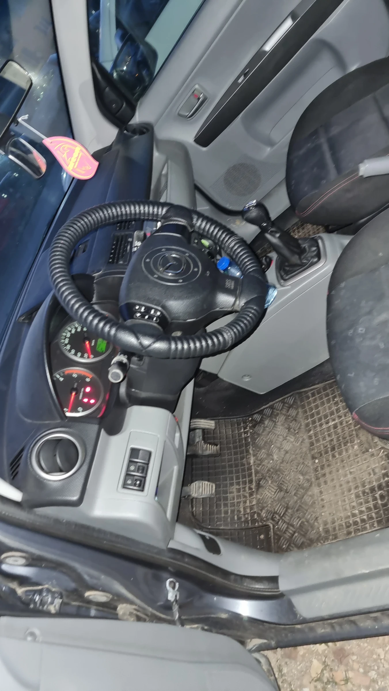 Mazda 2 1, 4 D - изображение 8