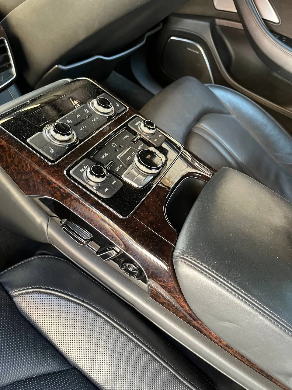 Audi A8 4.2TDI* 4X4* B&Q* ������* NIGHT VISION* 3xTV | Mobile.bg � ����������� 17