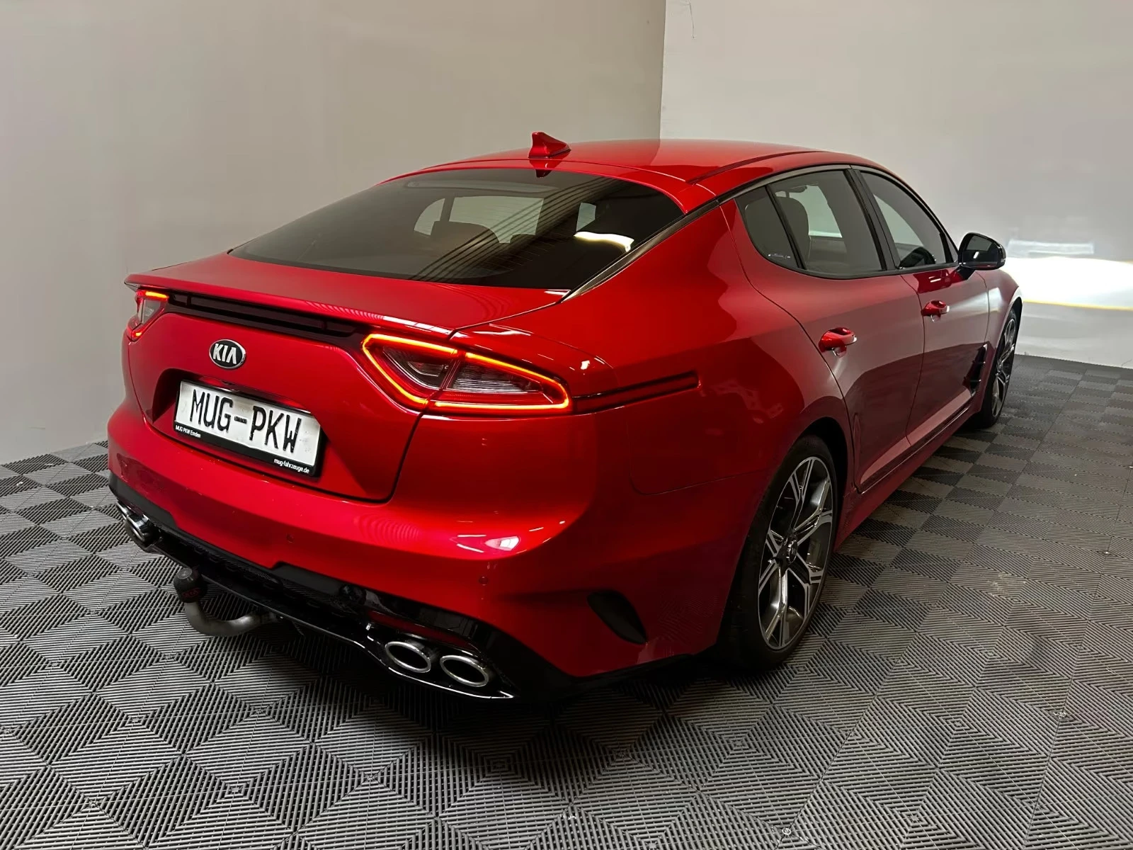 Kia Stinger На части GT Line 3.3 BI TURBO 370кс. - изображение 5