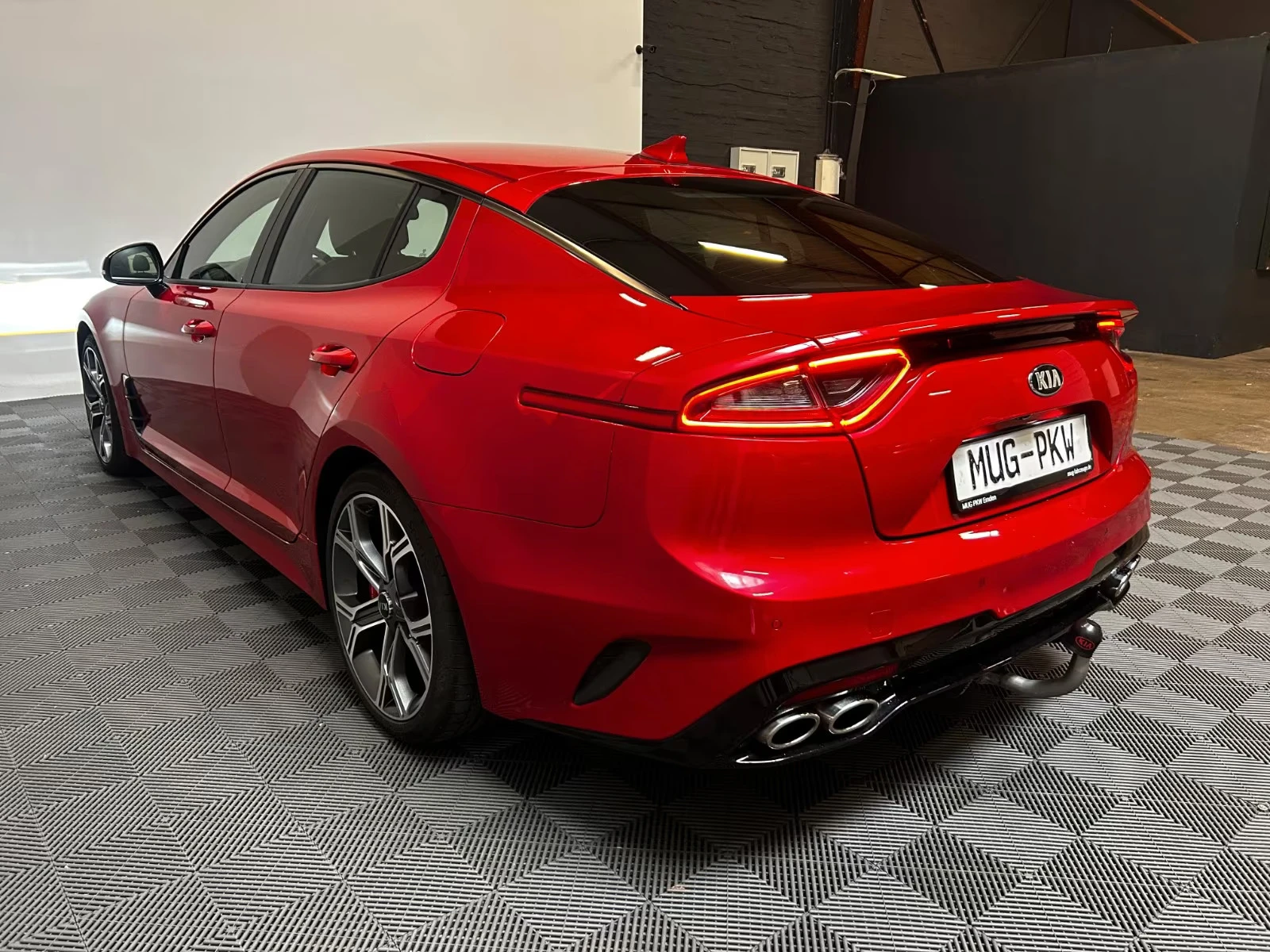 Kia Stinger На части GT Line 3.3 BI TURBO 370кс. - изображение 6