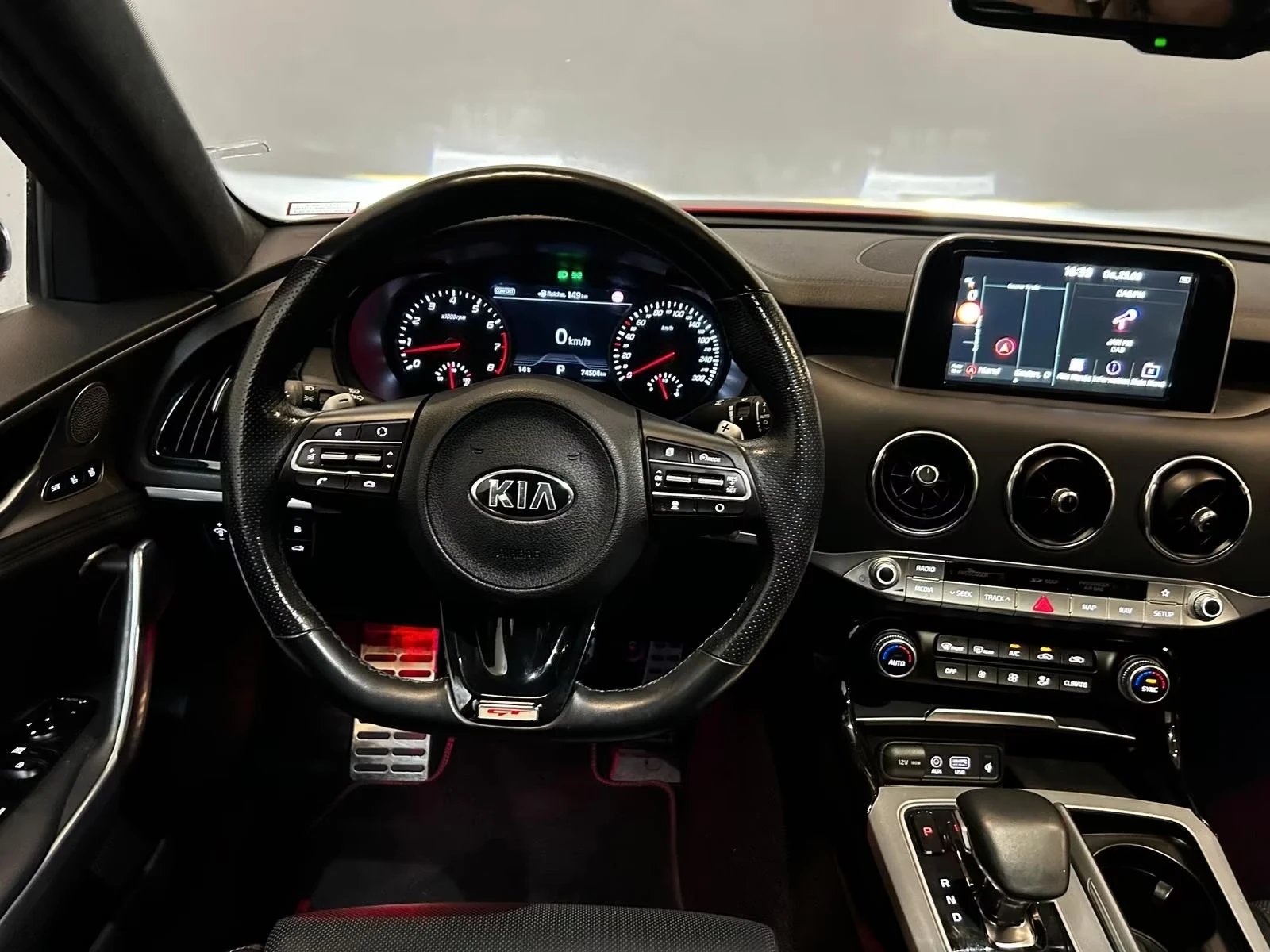 Kia Stinger   GT Line 3.3 BI TURBO 370. | Mobile.bg   11