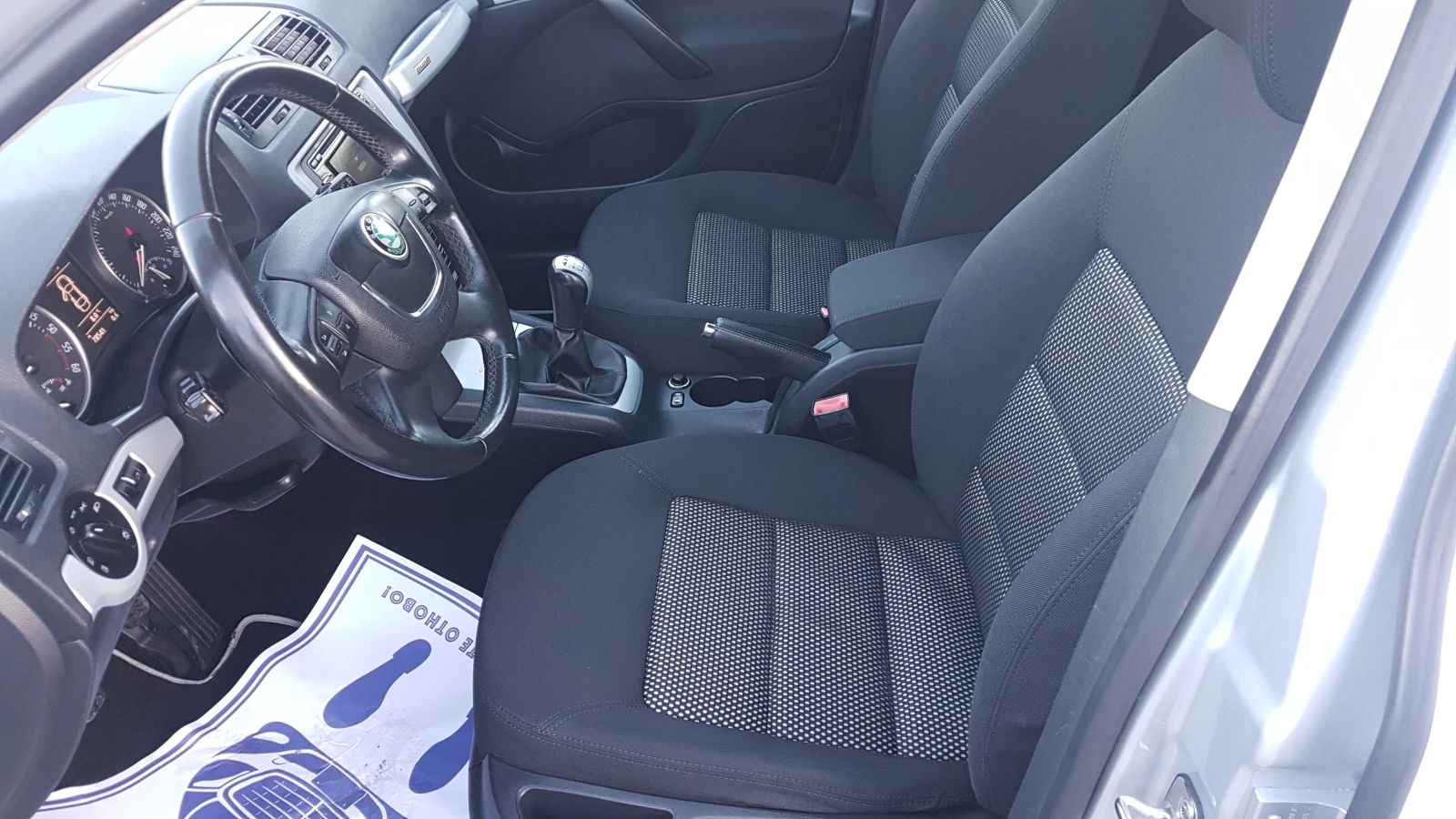 Skoda Octavia SCOUT 2 .0 TDI 4×4 - изображение 9