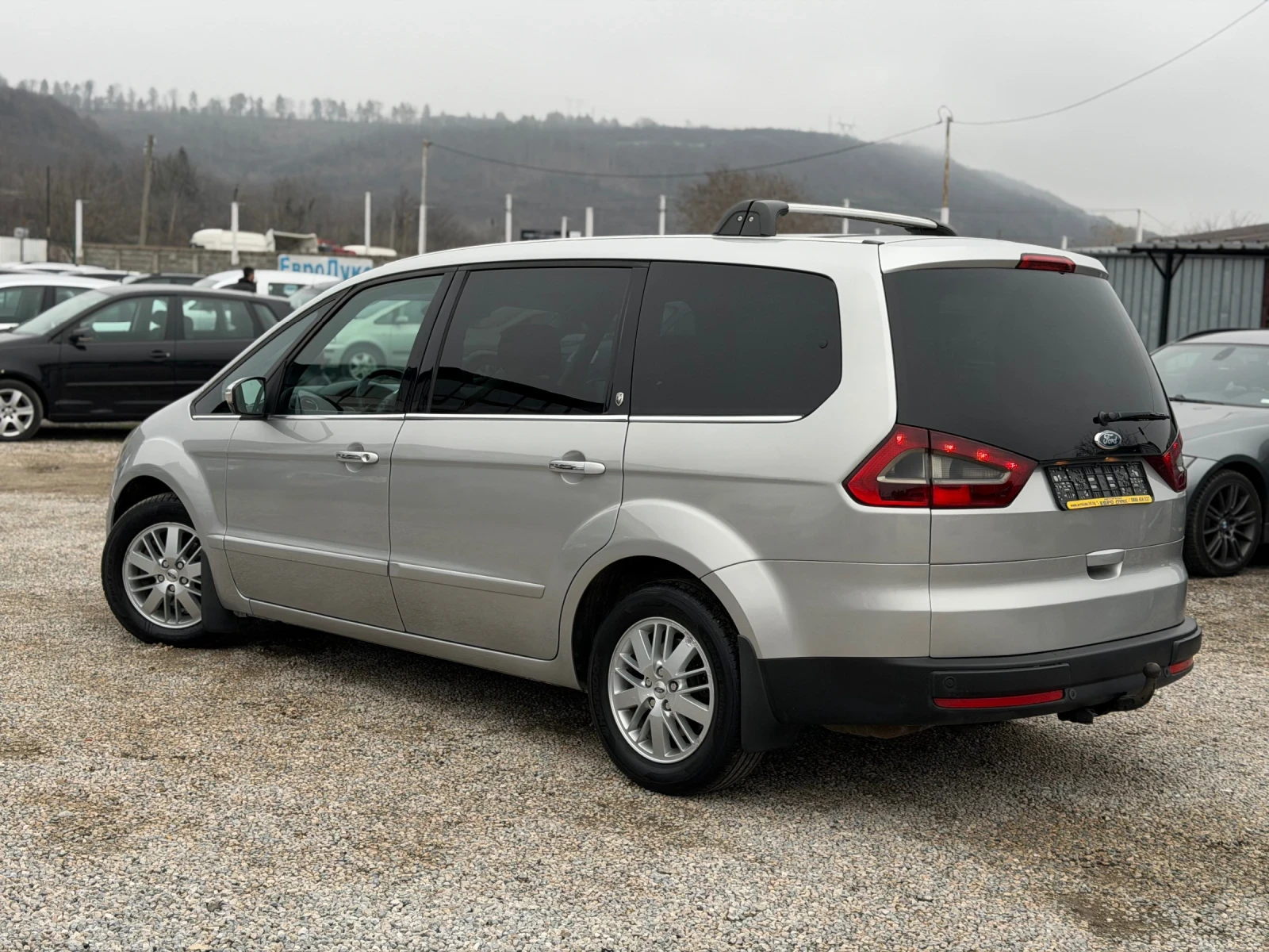 Ford Galaxy 2.0TDCI 140кс 6с 7-места НАВИ  - изображение 8