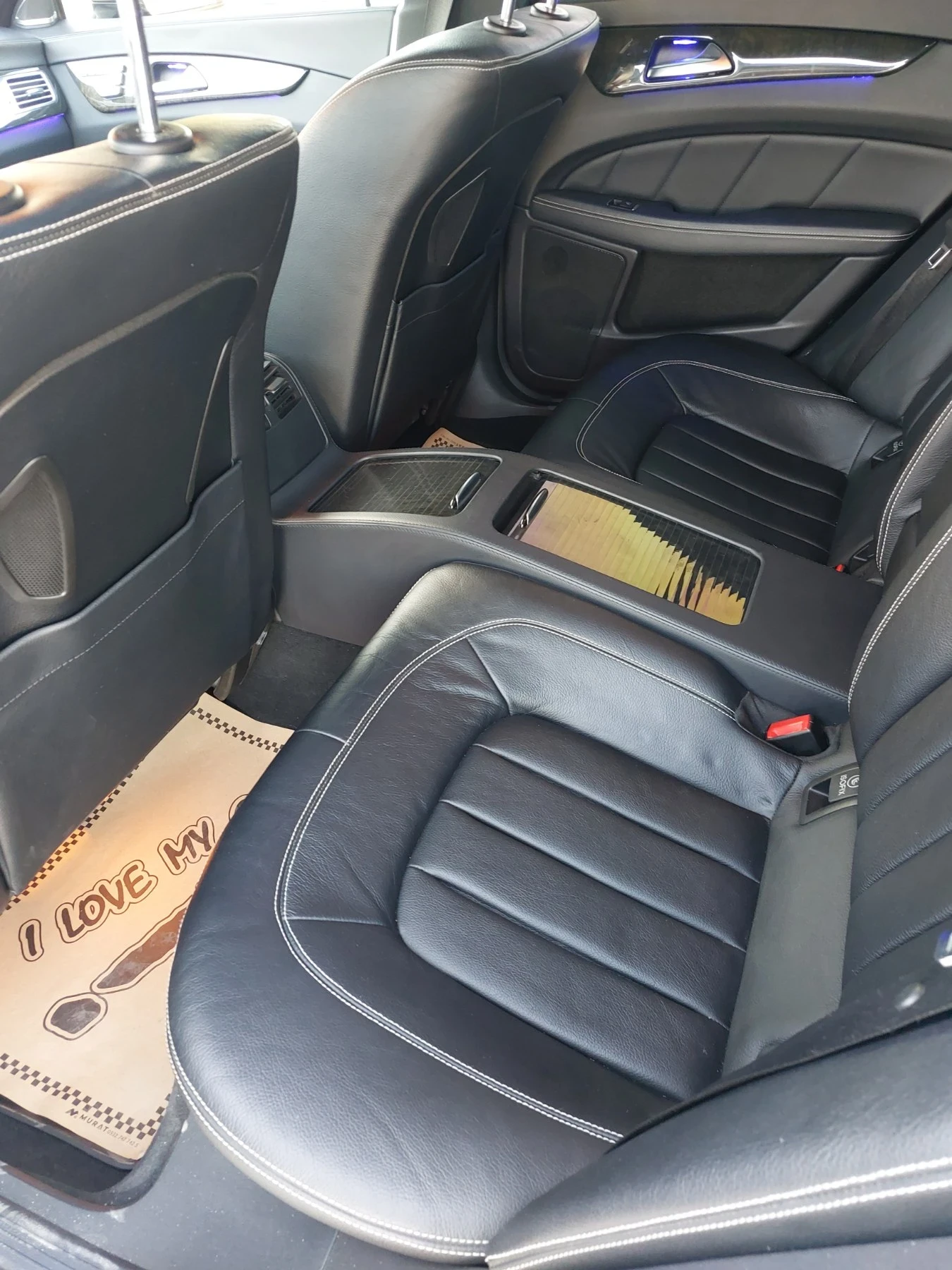 Mercedes-Benz CLS 55  - изображение 10