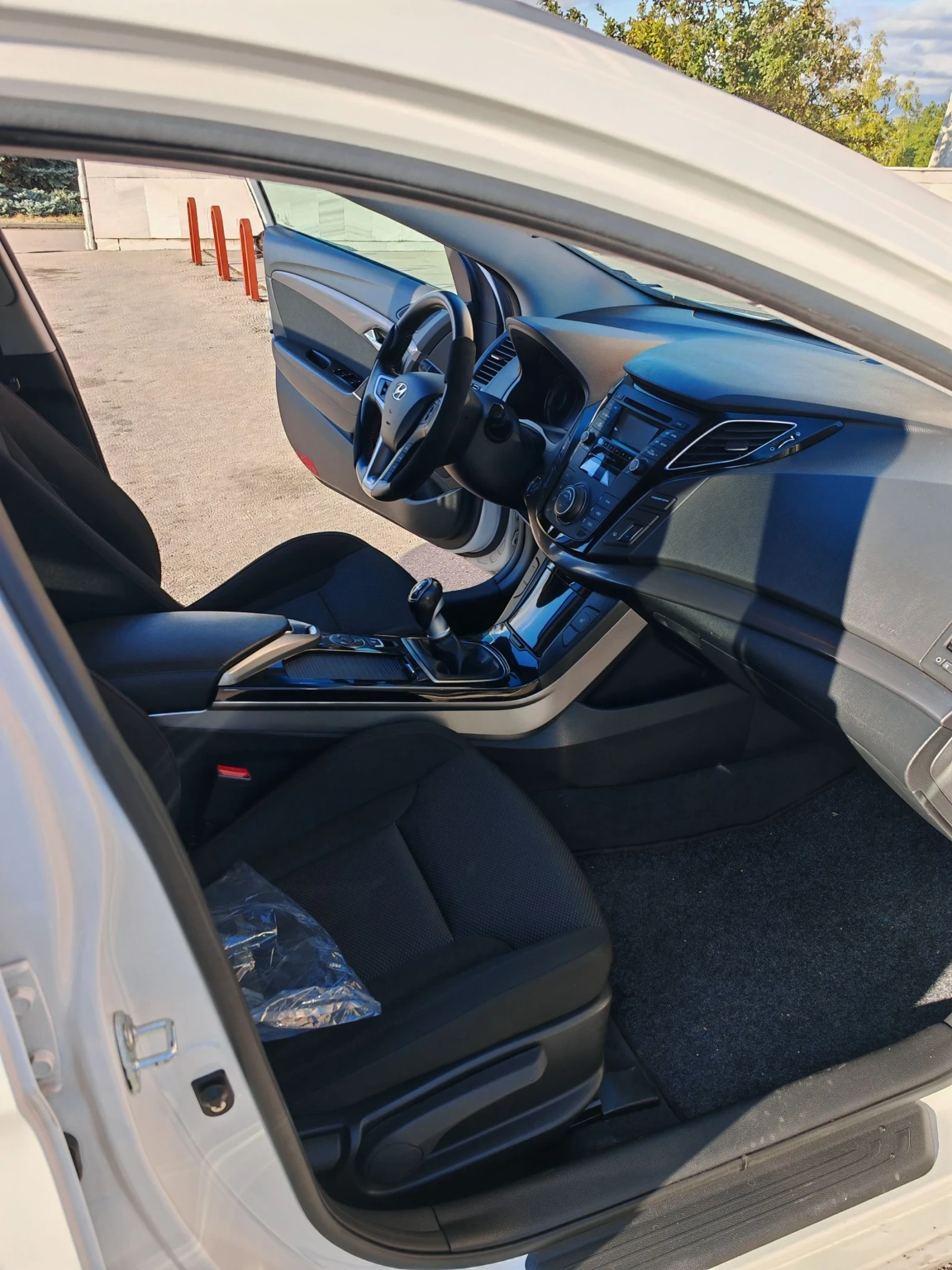 Hyundai I40 2.0/ 177k.с/ ШВЕЙЦАРИЯ , снимка 6 - Автомобили и джипове - 53773943