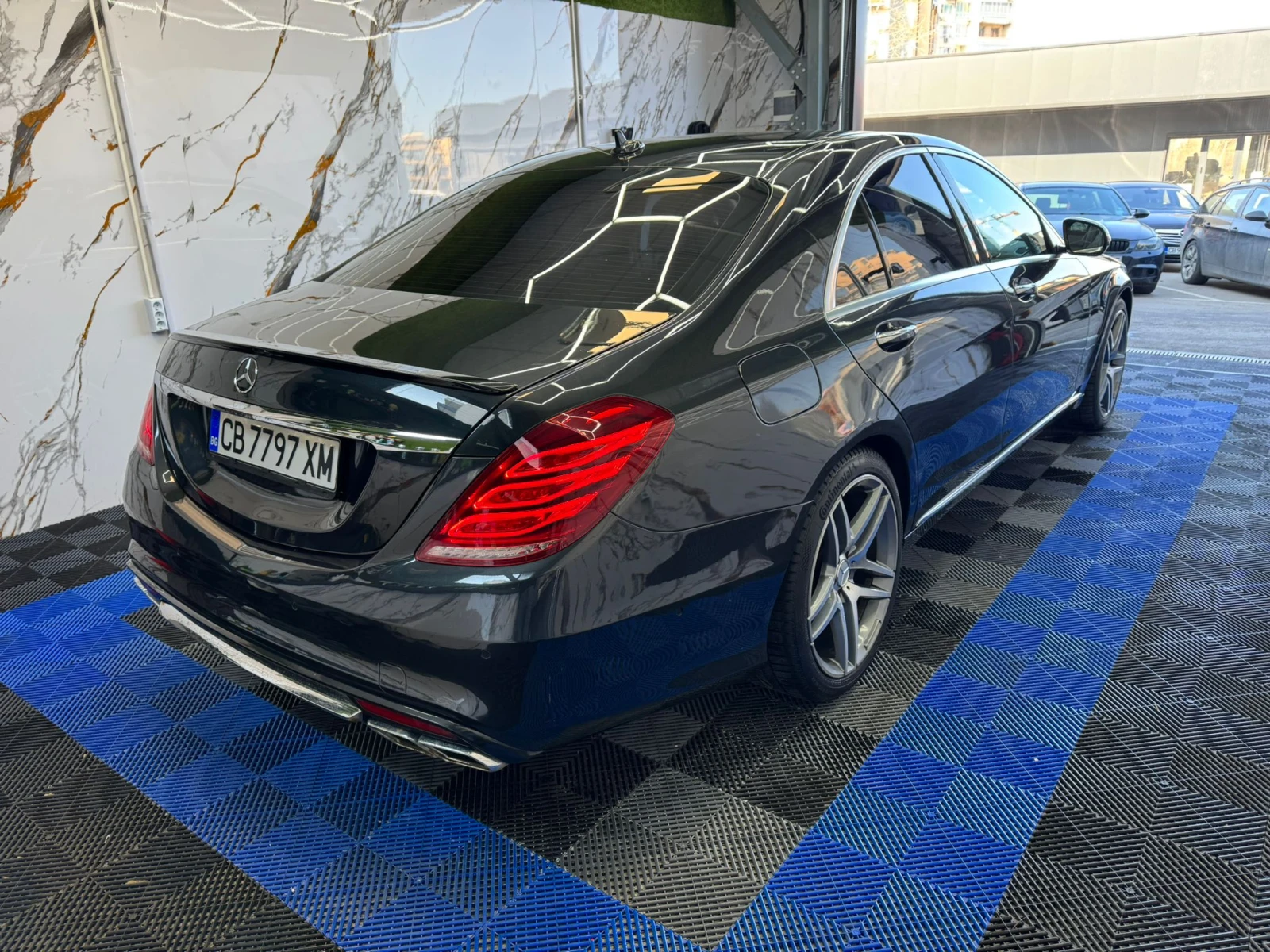 Mercedes-Benz S 350 d* AMG Line* DISTRONIC* ОБДУХВАНЕ* НАЛИЧНА В СОФИЯ, снимка 3 - Автомобили и джипове - 53880653