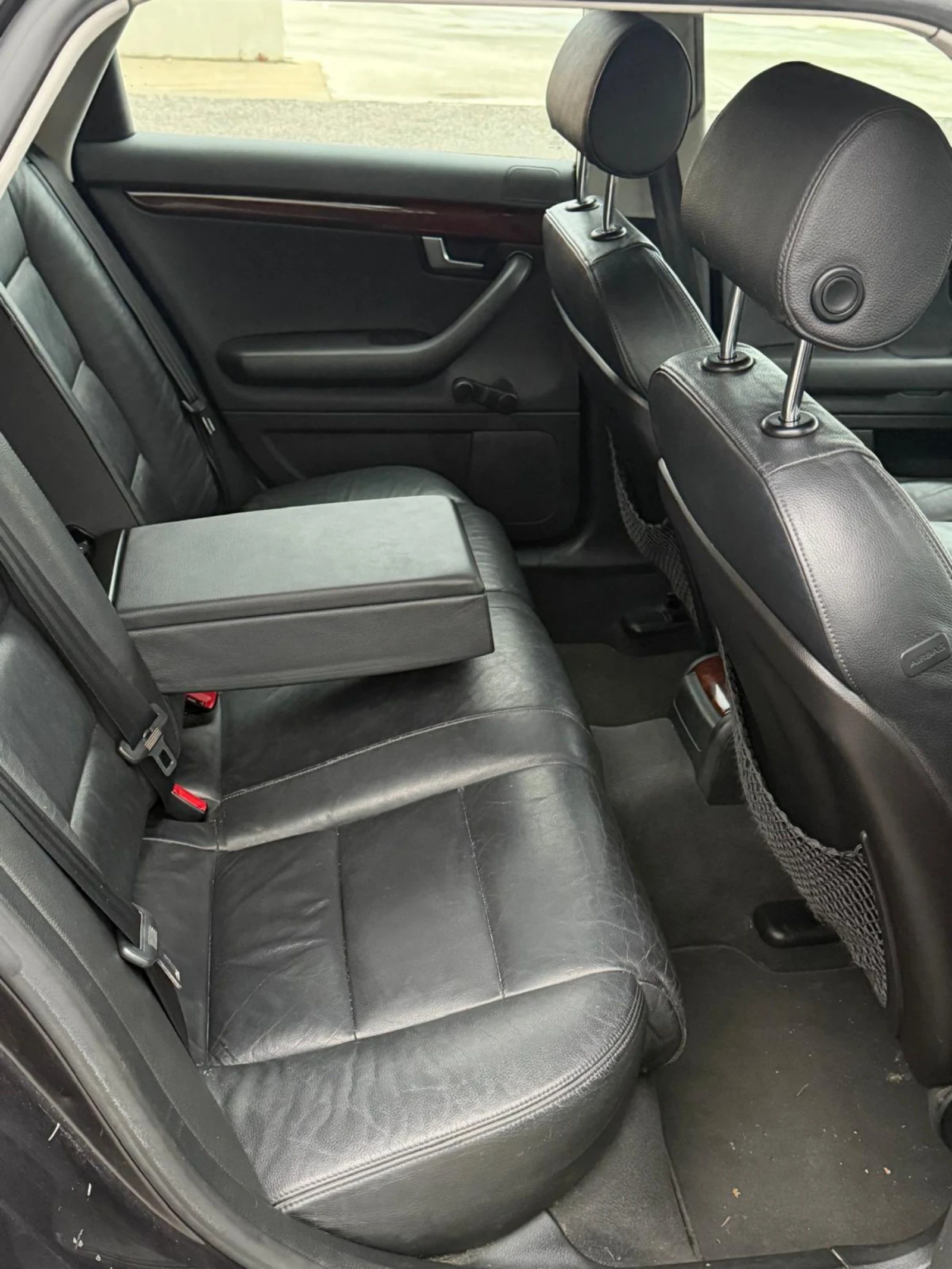 Audi A4 1.9TDI, снимка 13 - Автомобили и джипове - 54276235